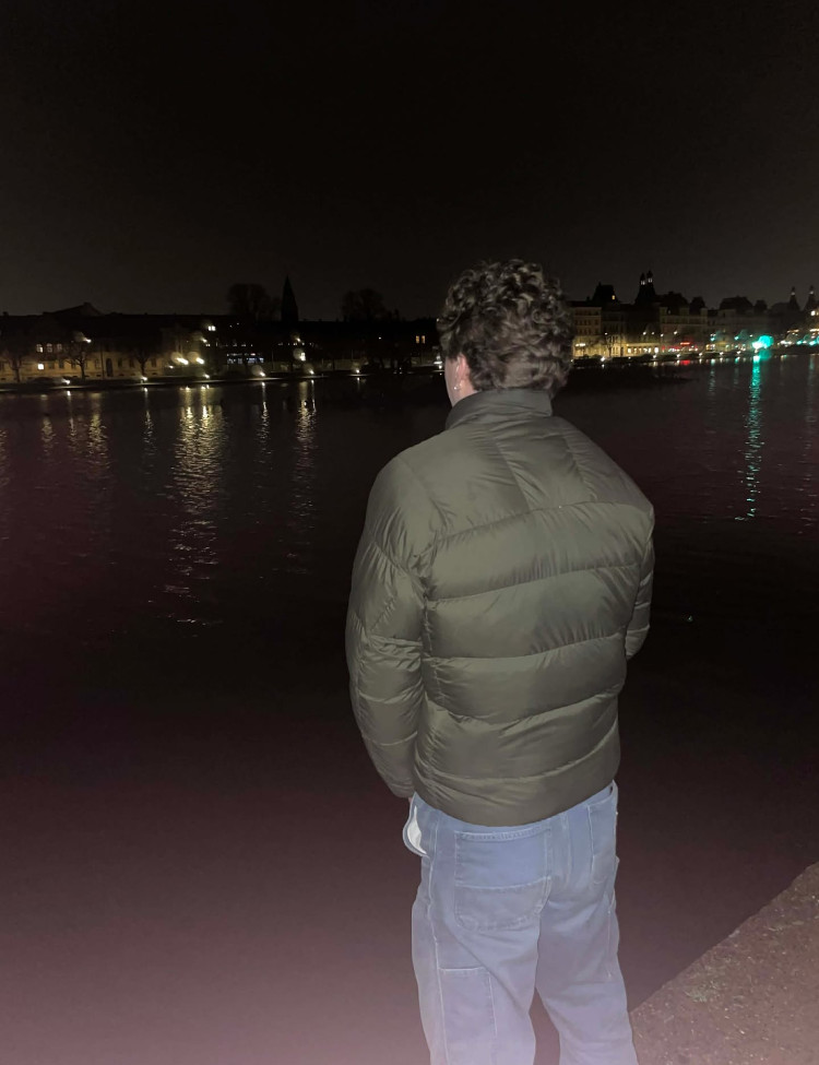 Profile image 7